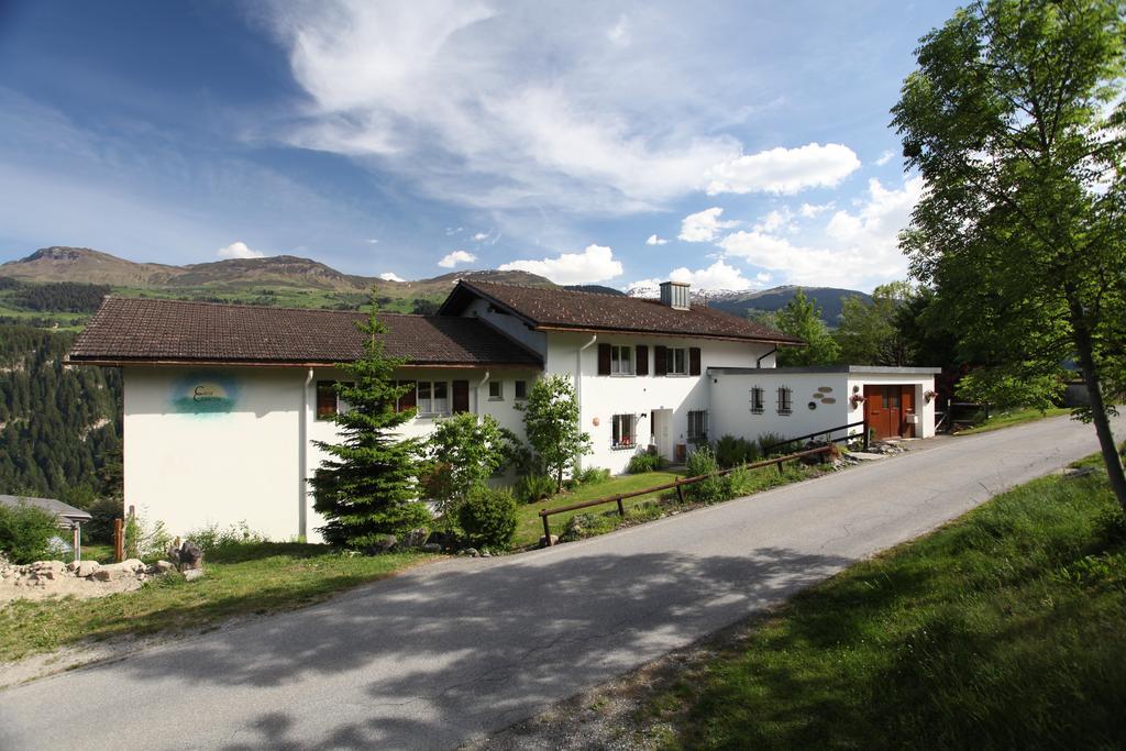 Familien Und Wanderhotel Clarezia Breíl Екстериор снимка